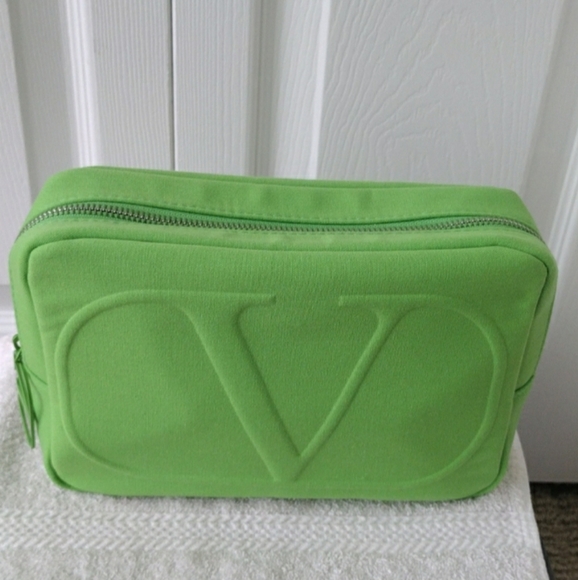 Valentino Green Beauty Bay - Picture 2 of 14